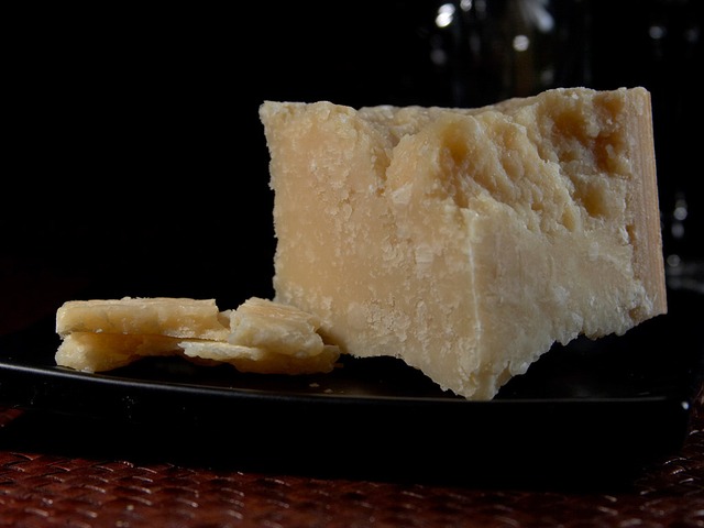 parmezán